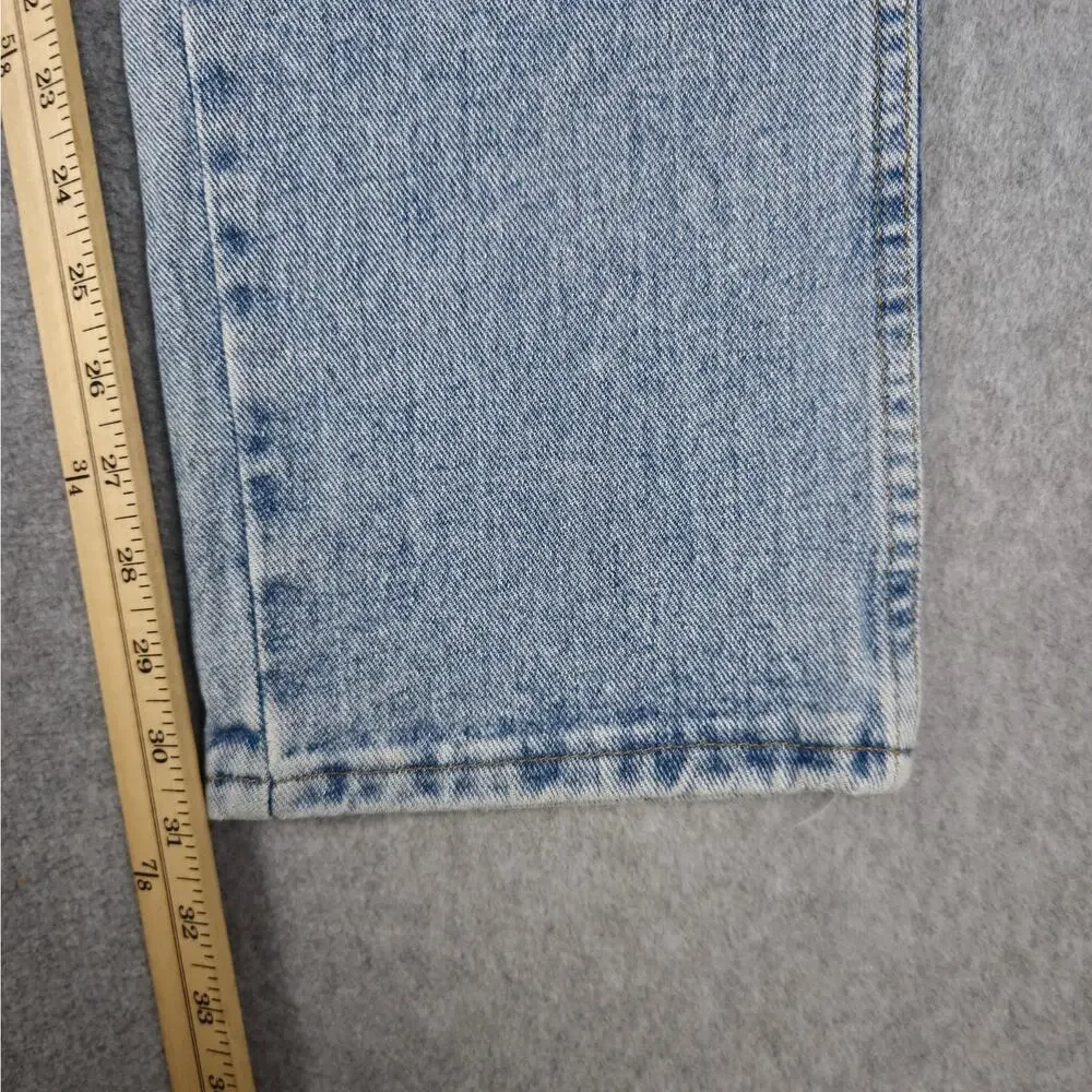Wrangler Mens 31x32 Rugged Wear Classic Fit Jeans Light Wash Denim